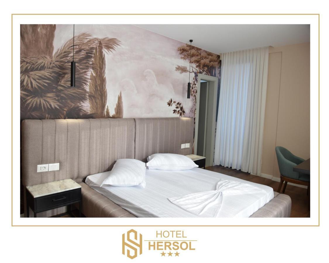 Hotel Hersol Durrës Esterno foto