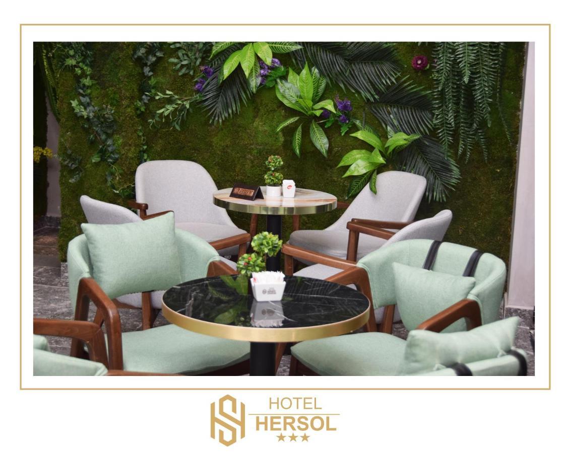 Hotel Hersol Durrës Esterno foto